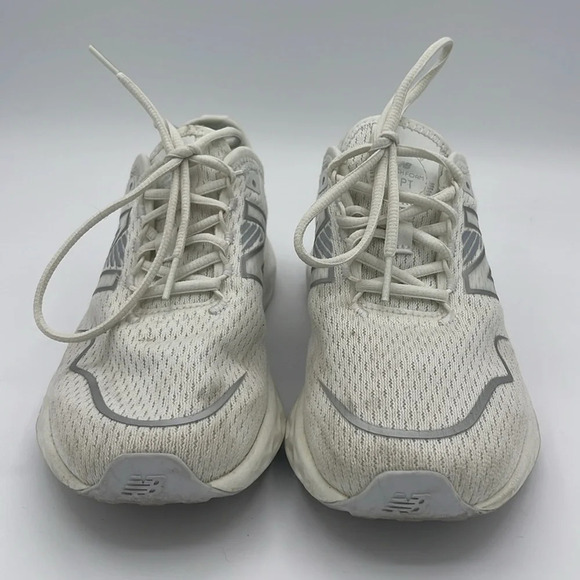 New Balance Fresh Foam SPT V4 Running Shoe, white - Picture 2 of 8